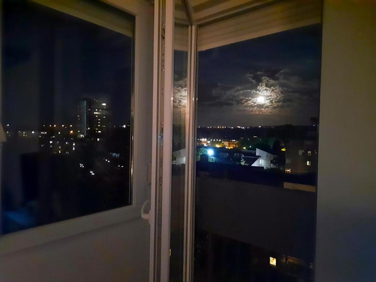 דירות נובי סאד Blue Moon מראה חיצוני תמונה